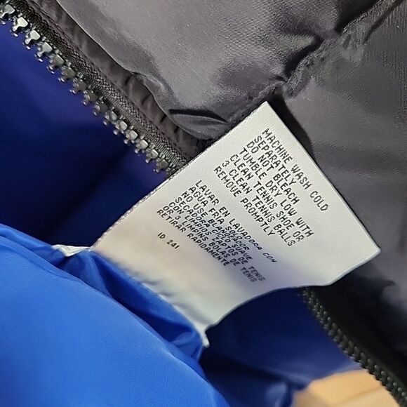 Avalanche Full Zip Puffer Jacket Womens Medium Black Inside Pockets Outdoors - Picture 8 of 10